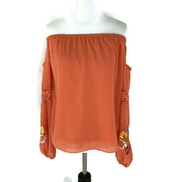 VaVa by Joy Han Size XS Chiffon Top Open Shoulder Floral Embroidery NWT Crochet - Picture 2 of 7